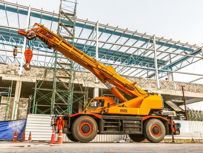 thriving-crane-hire-business-based-in-a-brisbane-suburb-1