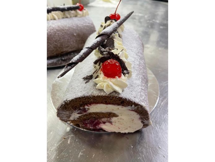 profitable-award-winning-bakery-for-sale-25-years-loyal-customers-and-prime-2