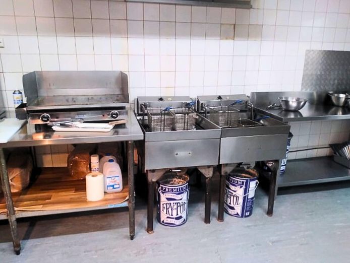 700-000-turnover-all-takeaway-queenstown-39-s-best-busiest-amp-only-takeaway-l-24