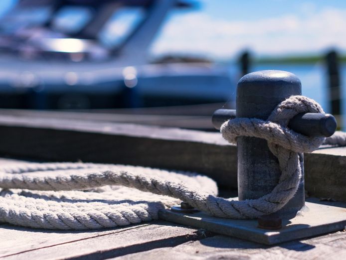 premium-marine-retail-business-industry-leader-0