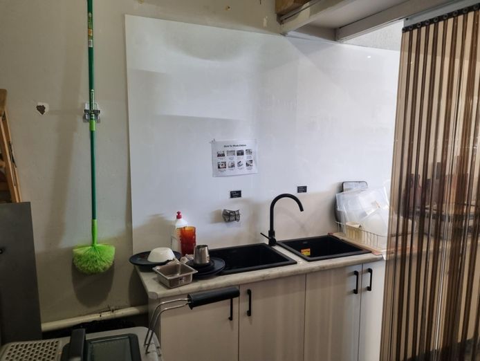 cosy-cheltenham-bakery-cafe-2