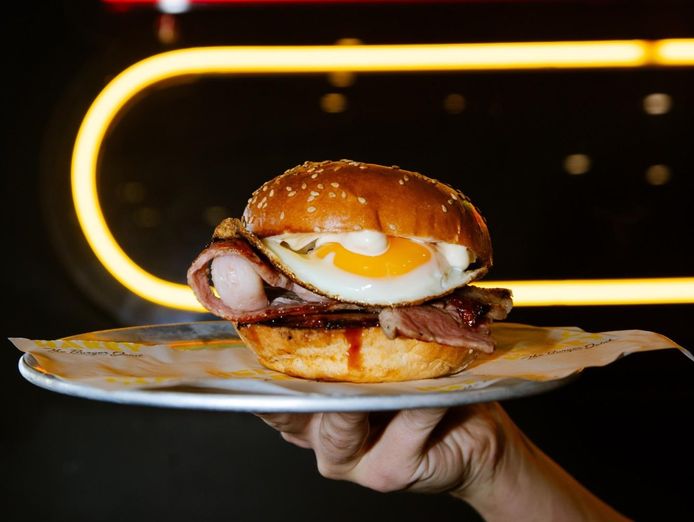 hello-harry-the-burger-joint-1