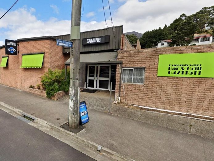 best-tassie-hotel-all-revenue-streams-a1-present-fhgc-0-0-895k-sav-vendor-fina-3