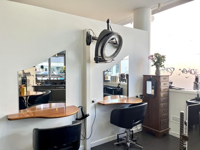 profitable-iconic-5-day-working-hair-salon-launceston-make-your-own-6
