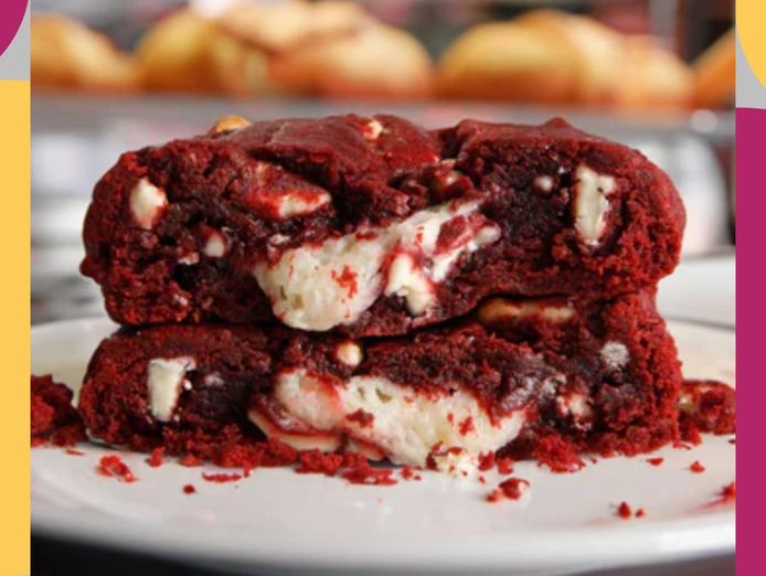 indulge-in-sweet-success-with-mrs-fields-174-bakery-cafe-franchise-3