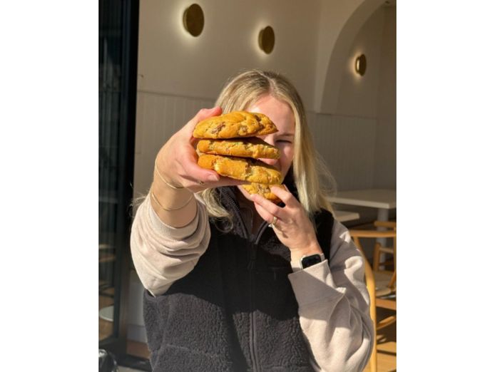 award-winning-cake-and-caf-233-business-sutherland-shire-4-revenue-streams-2