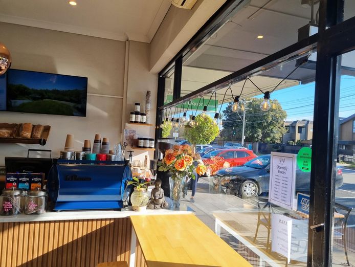 cosy-cheltenham-bakery-cafe-2