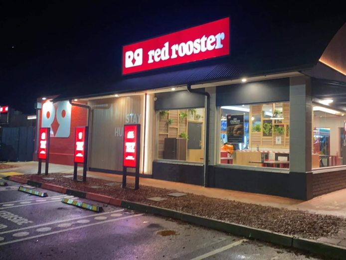 red-rooster-melton-premium-store-0
