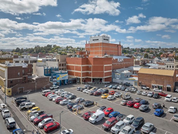 est-circa-45-yrs-iconic-retail-business-weekly-sales-16k-profitable-easy-to-op-8