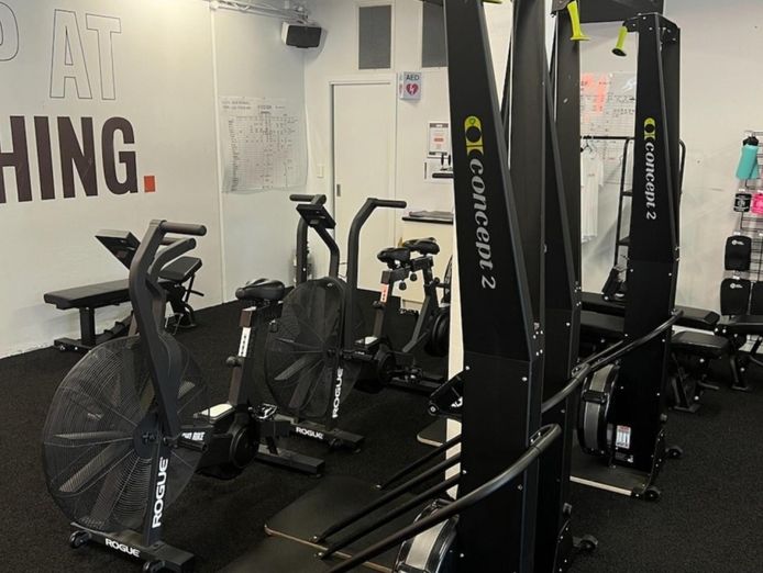 back-on-the-market-fitstop-franchise-helensvale-established-great-well-equipp-0