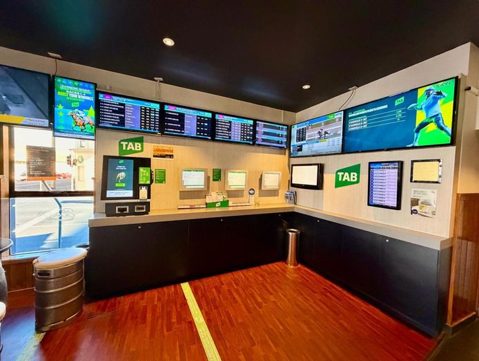 leasehold-profitable-launceston-pub-21-egms-keno-tab-bistro-growth-potential-t-o-2