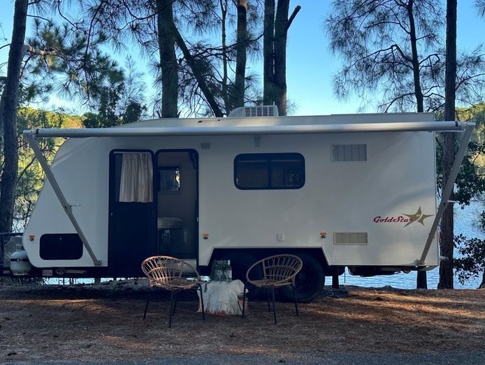 caravan-hire-company-3