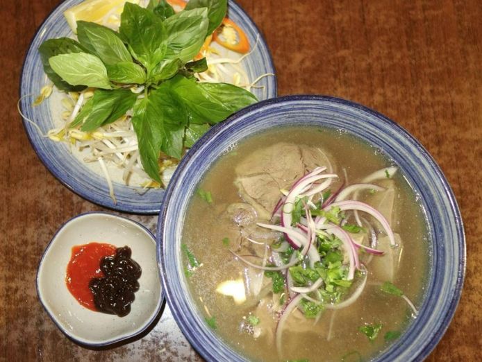 seymour-39-s-famous-pho-house-restaurant-2