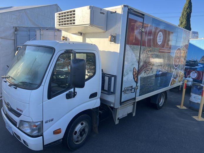 multiple-award-winning-business-weekly-sales-gt-39-000-rent-420-pw-part-under-4