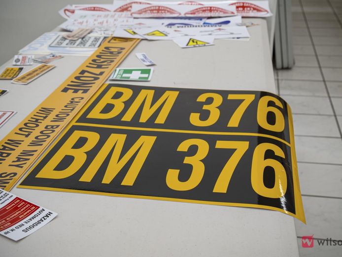 signs-and-safety-stickers-business-7