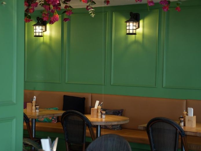 premium-cafe-amp-restaurant-with-liquor-licence-for-sale-albert-park-3