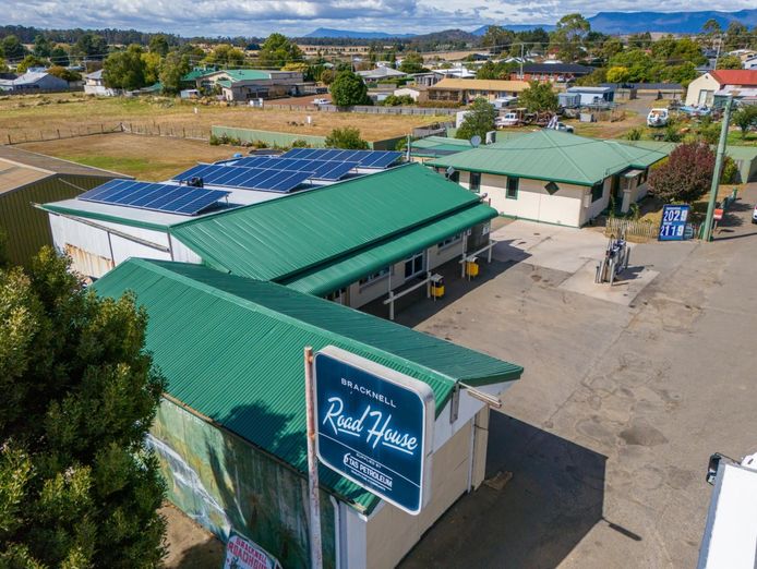 t-o-fy23-1-5mill-freehold-road-house-general-store-lpo-takeaway-fuel-groceries-0