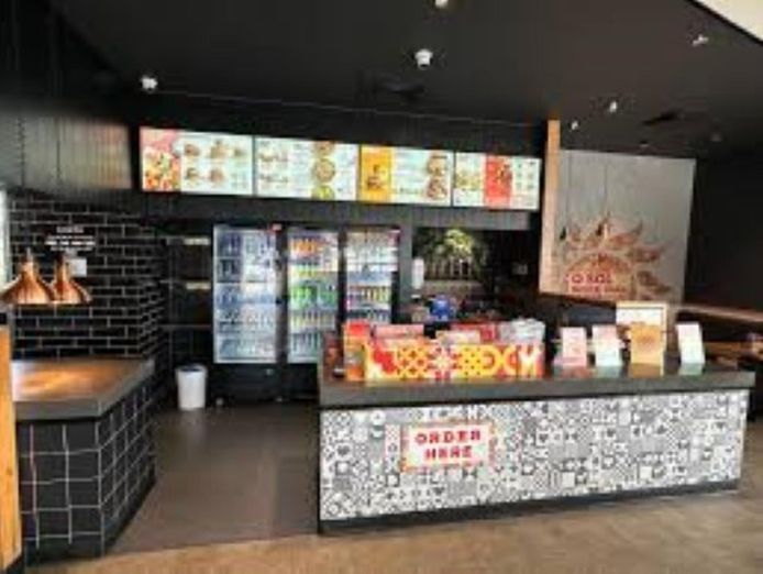 oporto-roxburgh-park-premium-store-2