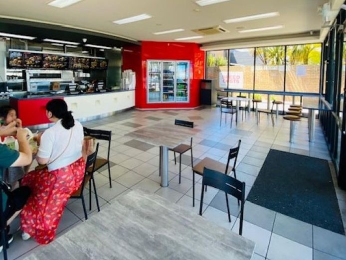 red-rooster-colac-rare-opportunity-3