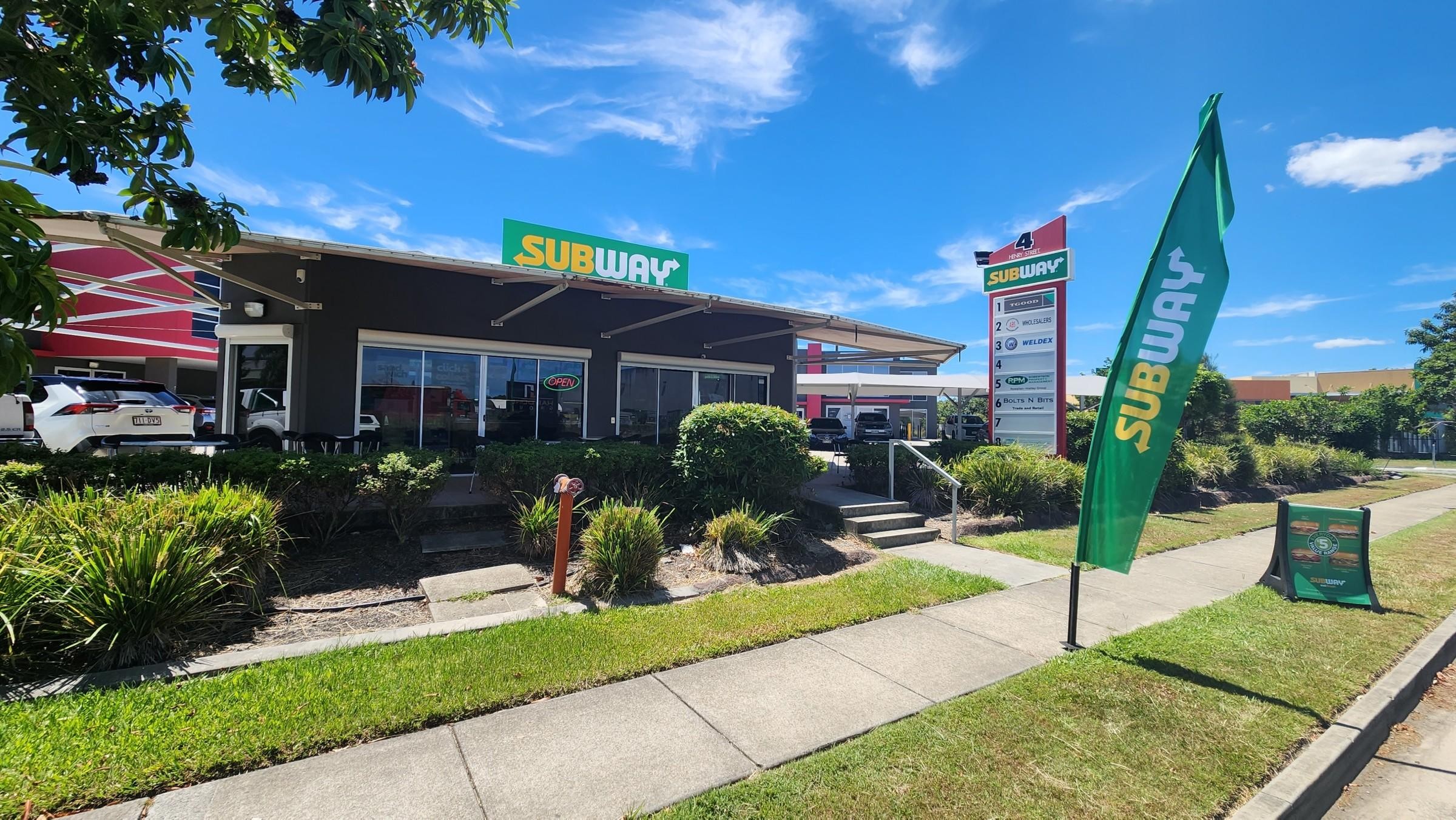 Subway Loganholme Industrial Area! Very short hours! Growth Corridor