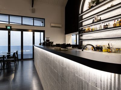 new-reduced-price-surreal-geelong-restaurant-for-sale-poa-2