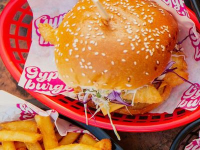 restaurant-business-for-sale-prime-torquay-location-poa-8