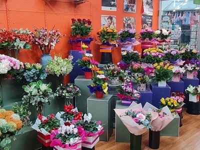 gladstone-park-florist-for-sale-4