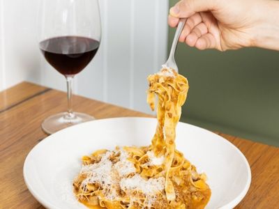 premium-restaurant-and-wine-bar-for-sale-bayside-1