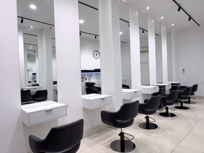 unik-hair-design-geelong-for-sale-1