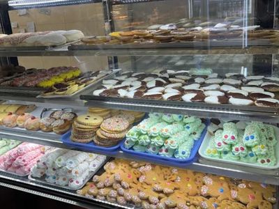established-bayside-bakery-14-16k-weekly-low-rent-30-years-4