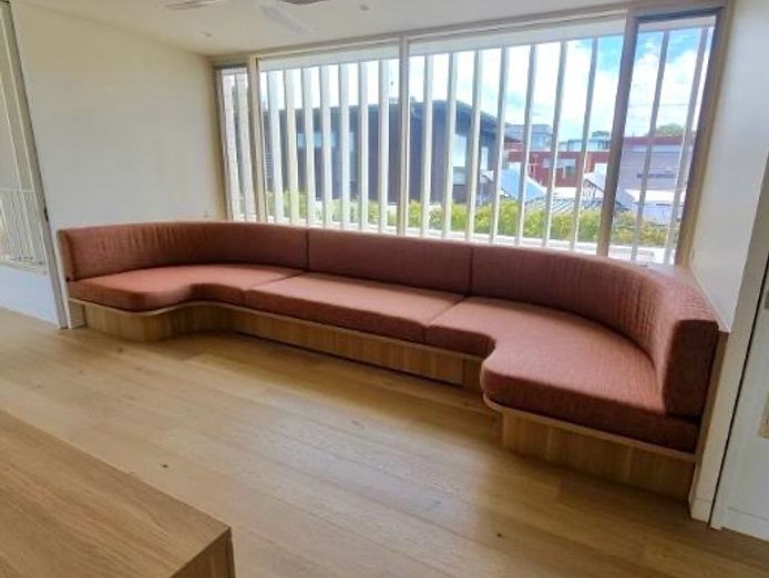 banksia-lounges-established-furniture-business-for-sale-poa-7