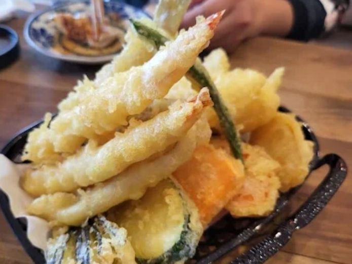 asian-restaurant-for-sale-lower-bayside-area-0