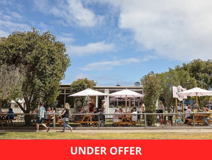 restaurant-business-for-sale-prime-torquay-location-poa-0