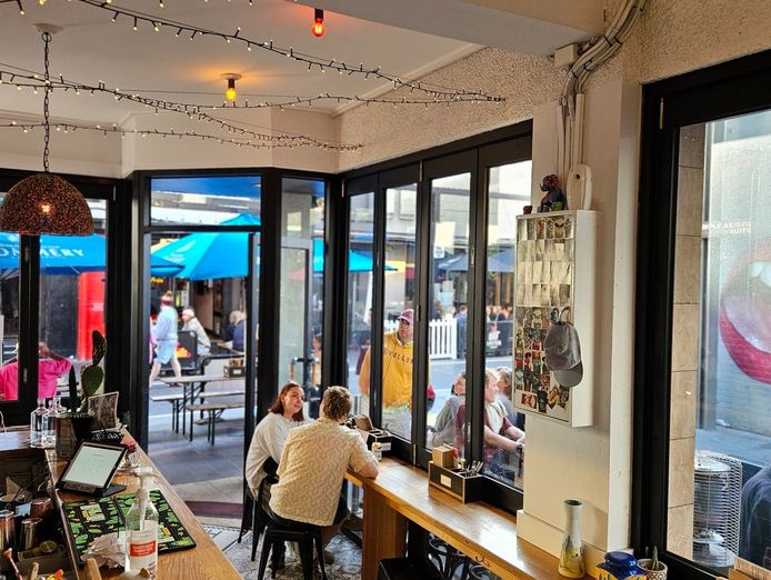 all-offers-considered-tacos-y-liquor-geelong-for-sale-4