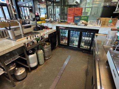 italian-wood-fired-pizza-restaurant-kiosk-120-seats-rosebery-5