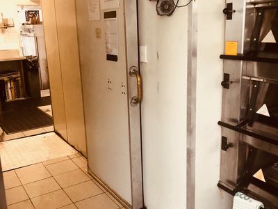 bondi-junction-corner-cafe-potential-bakery-6