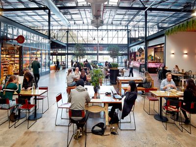 italian-wood-fired-pizza-restaurant-kiosk-120-seats-rosebery-9