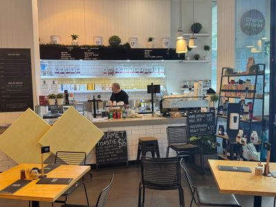 licensed-lunch-time-cafe-north-sydney-walker-street-3