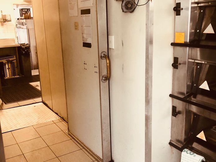 bondi-junction-corner-cafe-potential-bakery-6