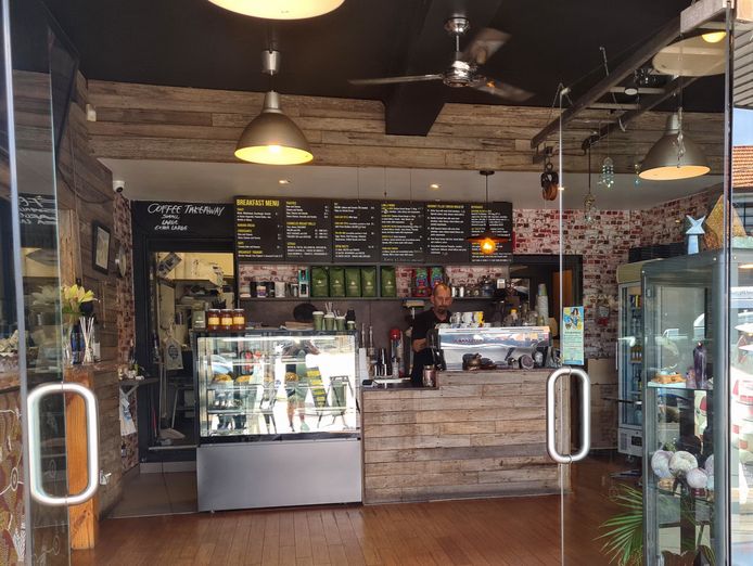 matraville-quality-licensed-small-cafe-main-corner-1-bedroom-apartment-5