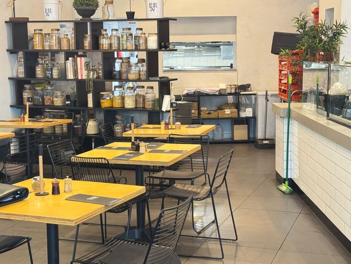 licensed-lunch-time-cafe-north-sydney-walker-street-2