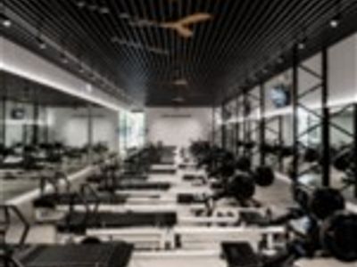 strong-pilates-studio-premium-boutique-fitness-0