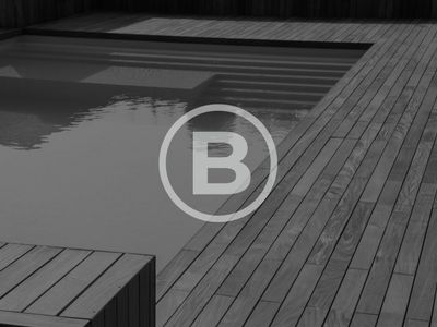very-profitable-amp-systemised-outdoor-decking-operation-0