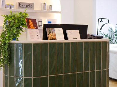 beauty-studio-with-an-incredible-fitout-bulimba-1