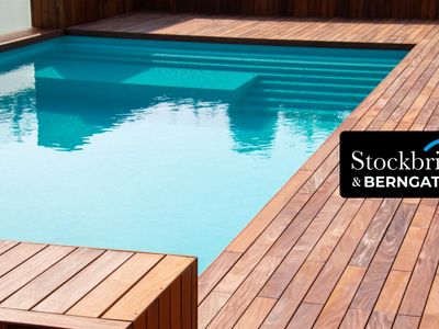 high-end-amp-systemised-se-queensland-decking-operation-0