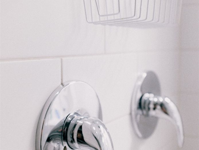 sunshine-coast-bathroomware-business-strong-profit-0