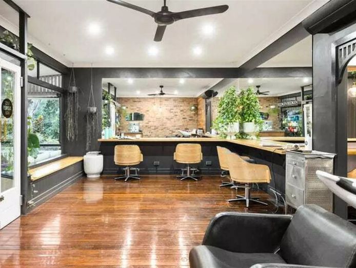 boutique-hair-amp-beauty-salon-for-sale-90-000-sav-1
