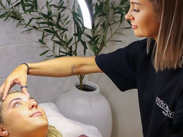 beauty-studio-with-an-incredible-fitout-bulimba-0
