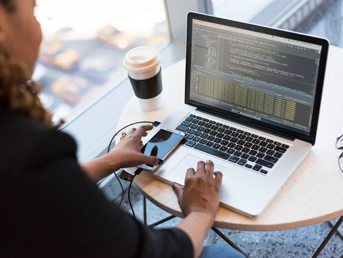 develop-and-market-a-new-startup-business-software-0