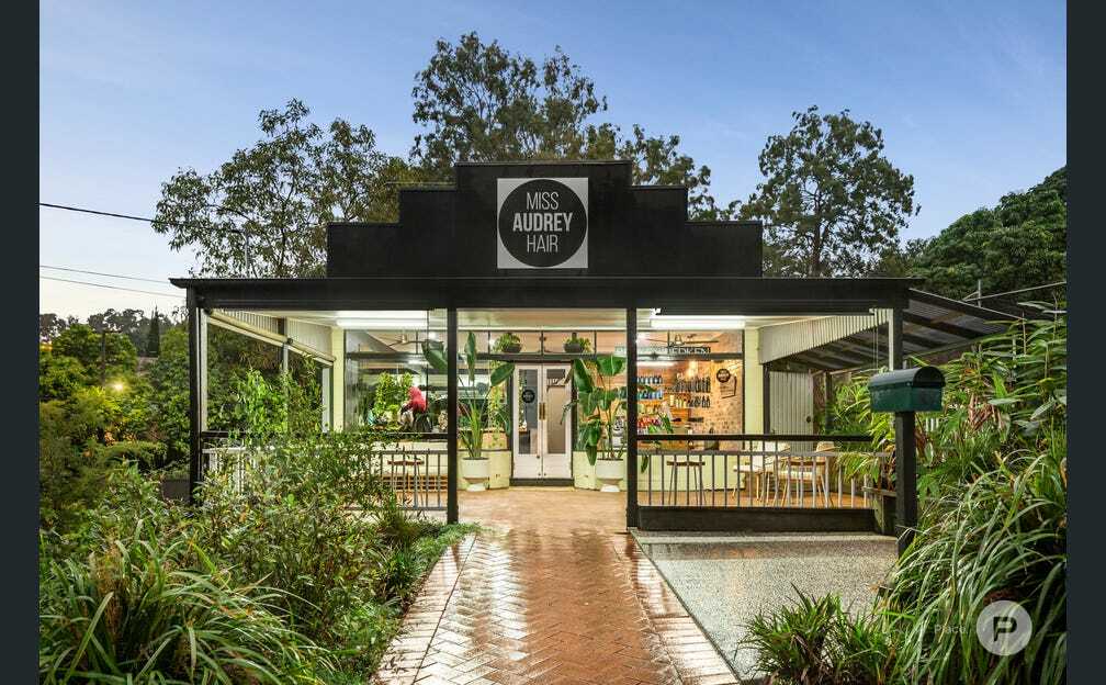 Calling All Beauty Mavericks Seize the Shears & Own This Glamorous